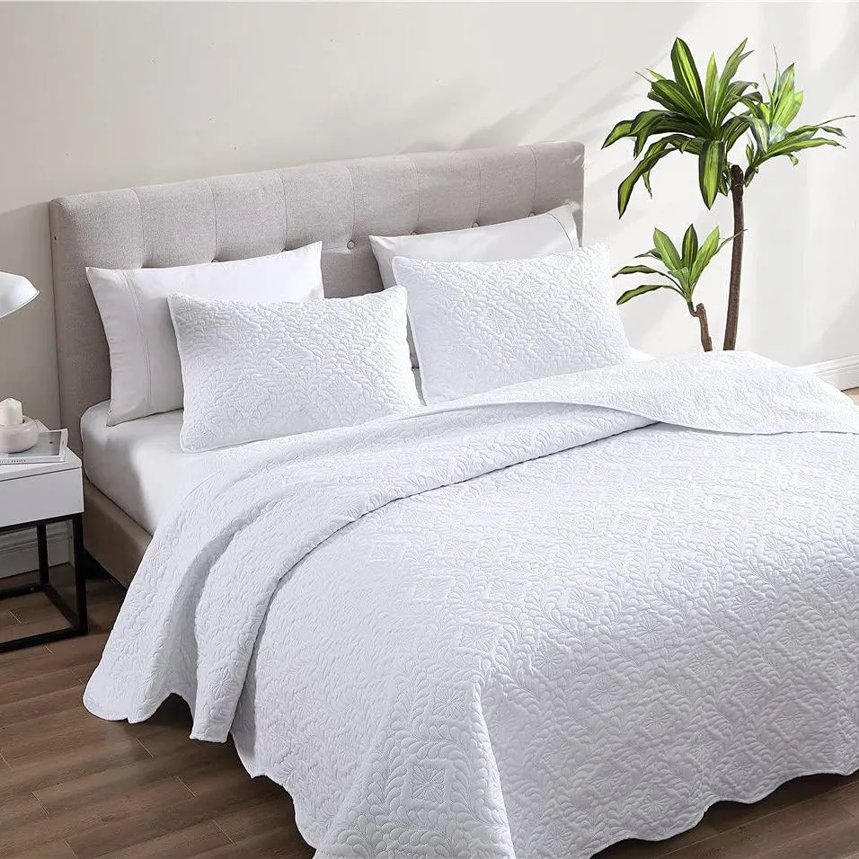 3-Piece: Ivy Bedspread Quilt Set