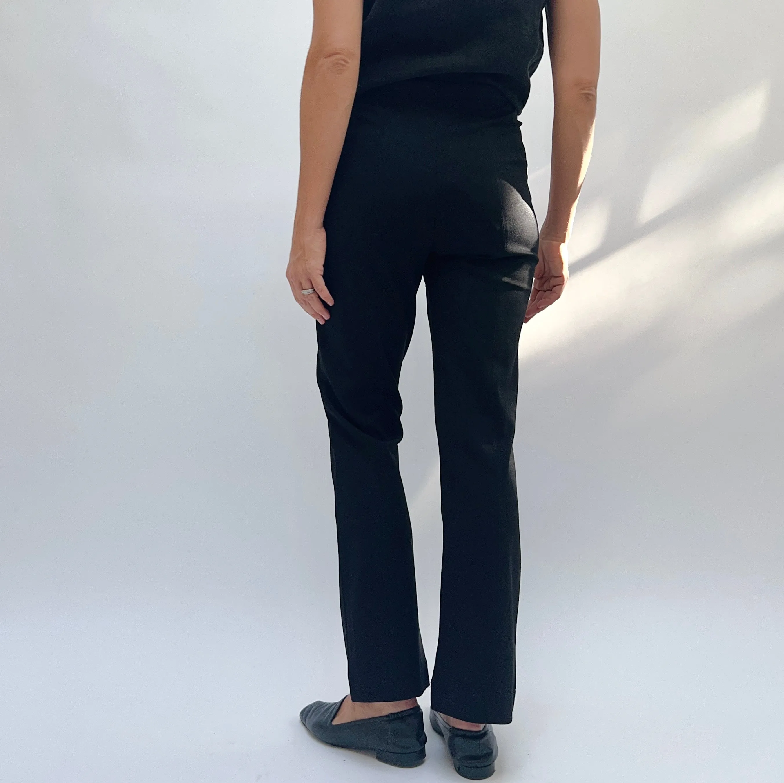 Liv by Habitat | Solid Kickflare Pant in Ponte