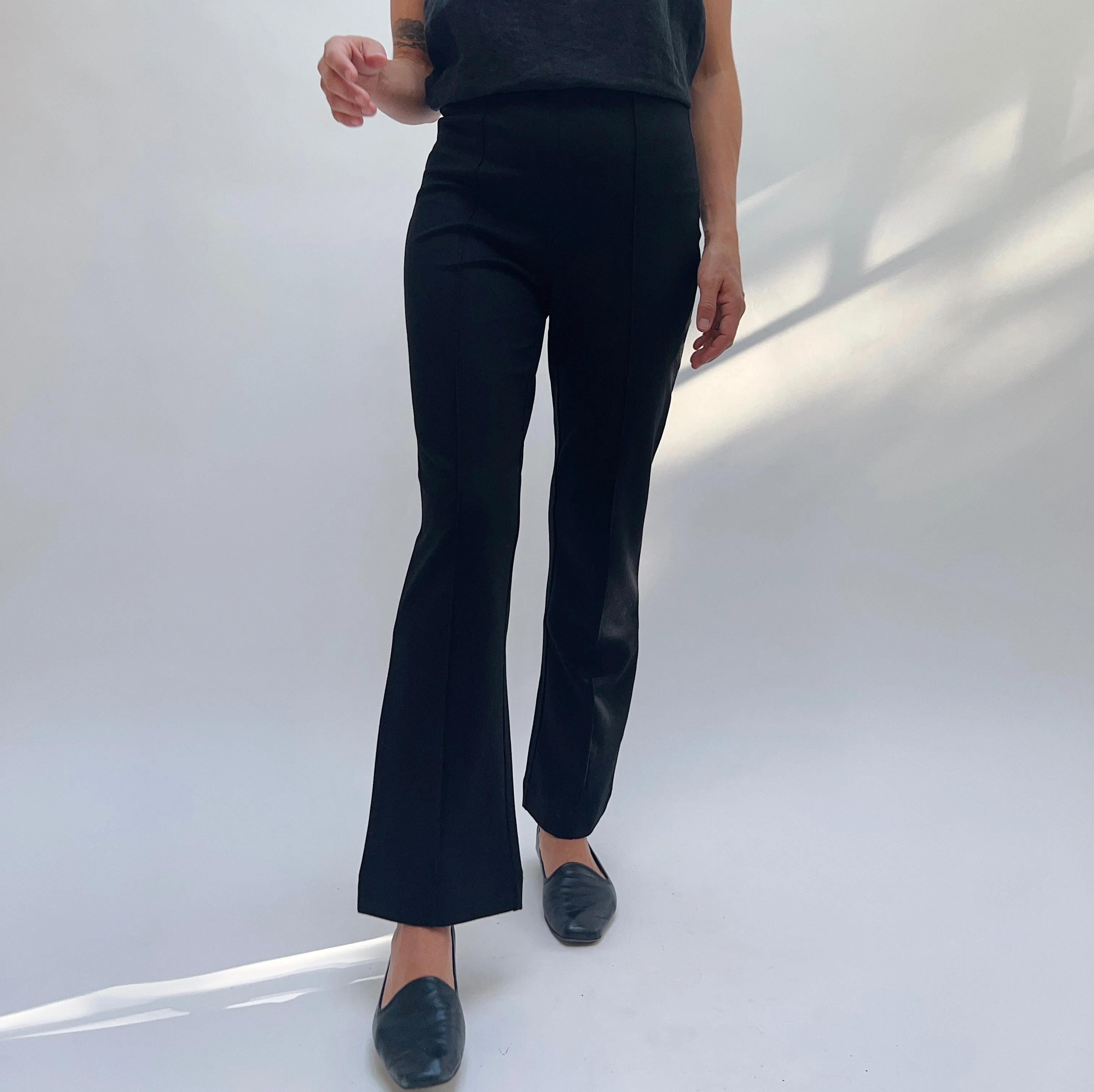 Liv by Habitat | Solid Kickflare Pant in Ponte